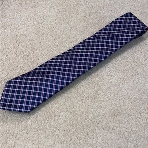 Roundtree & Yorke 100% silk tie - navy & purple